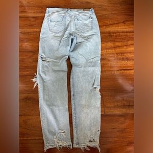 American eagle mom jeans